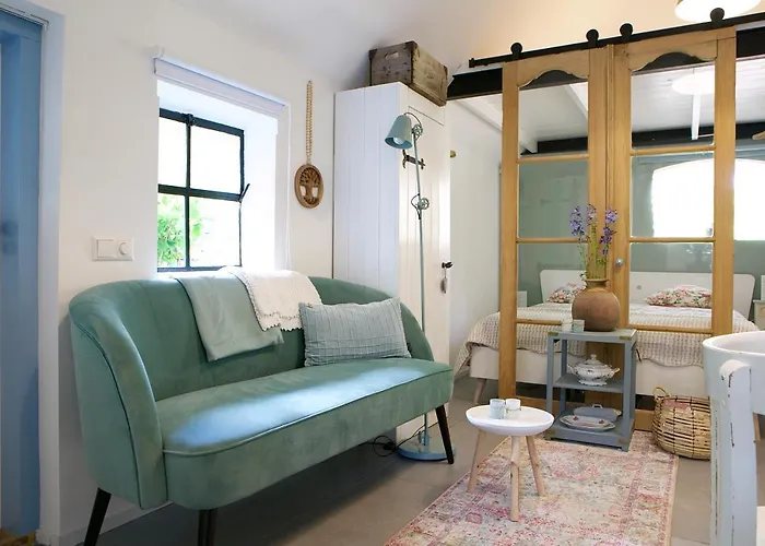 Holiday home Bakhuisje Op De Veluwe