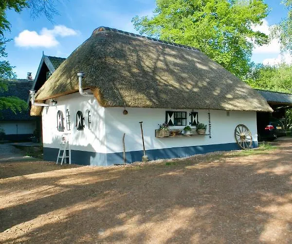 Bakhuisje Op De Veluwe Holiday home Heerde